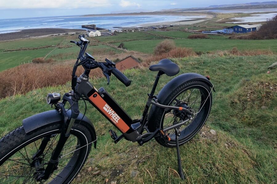 Gweedore: Guided eBike Tour - Coastal views, Gweedore Golf Club, and Mount Errigal without the sweat of climbing