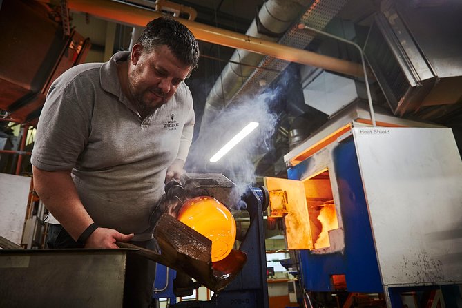 House of Waterford Crystal Guided Factory Tour - The guided tour experience: what you should expect from the walkthrough