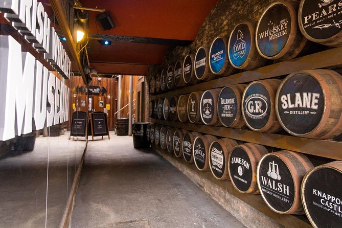 Irish Whiskey Museum: Whiskey Blending Experience - Stop inside the Irish Whiskey Museum: origins, ups and downs, and what you’ll remember