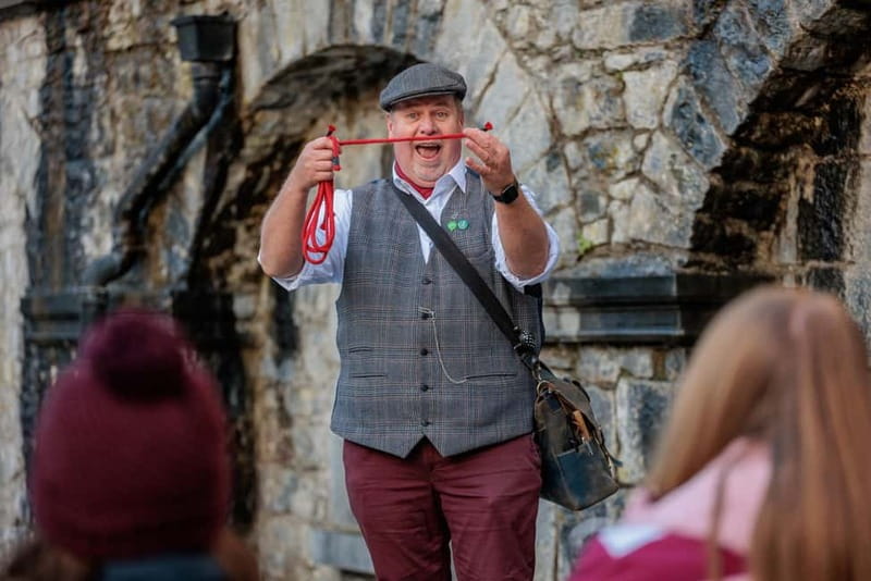 Kilkenny: Historical and Hysterical Guided City Walking Tour - Getting Started at Kilkenny Castle (and finding Nevin Cody fast)
