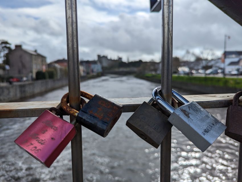 Kilkenny: Historical Highlights Walking Tour - St. Canice’s Cathedral: where Kilkenny’s story begins