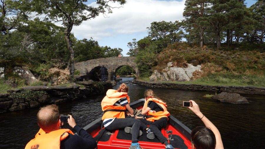 Killarney: Gap of Dunloe Walking and Boat Tour - Jaunting Cars at Kate Kearney’s: A Real Plan B You Should Understand