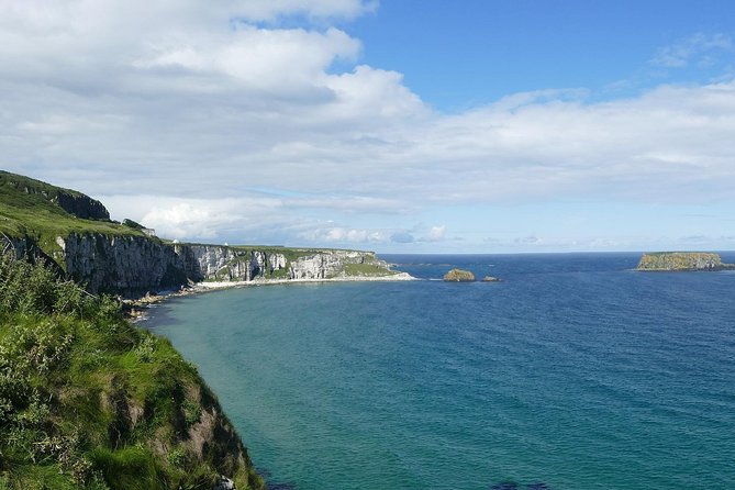 Northern Ireland Including Giant's Causeway Rail Tour from Dublin - Giant’s Causeway in Your Hands: Basalt Columns, UNESCO Time, and What’s Included