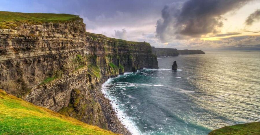 Private Cliffs of Moher Day Tour - Lunch in Doolin at Gus O’Connor’s Pub