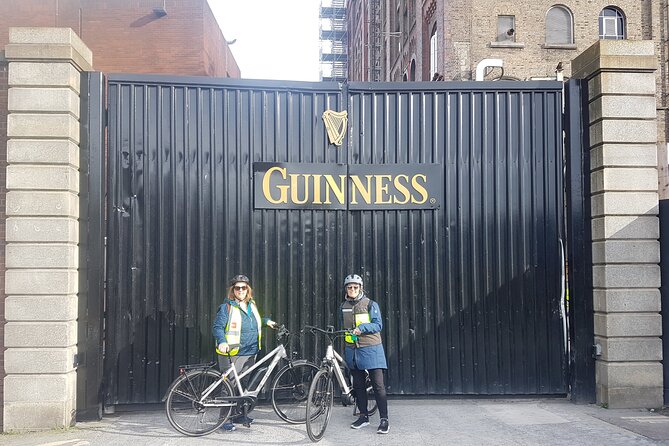 Private Dublin Historical and Heritage Tour by Bike - Dublin by bike, with stories you can actually feel