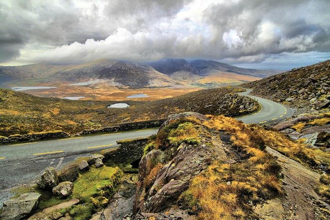Ring of Kerry Day Tour from Limerick: Including Killarney National Park - Getting Comfortable on the Bus (Wi-Fi, USB Ports, and Seat Reality)