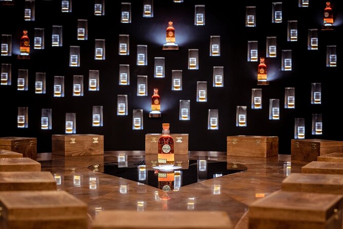 Roe & Co Distillery Experiences - Making your Whiskey Old Fashioned without it feeling like homework