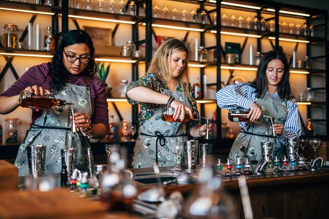 Roe & Co Distillery Experiences - Two workshop options: Room 106 blending or the 5 pillars of flavor