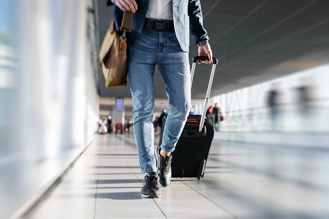 Shannon Airport to Galway Transfer - Where you meet the driver at Shannon Airport (and why it helps)