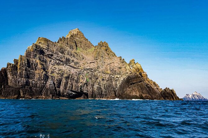 Skellig Michael : Ultimate Skellig Coast Tour with AquaTerra - Audio headsets, crew stories, and why the guiding style matters