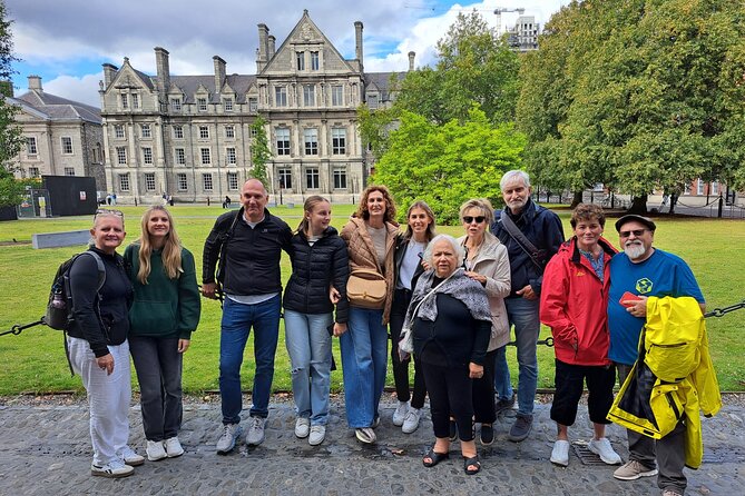 St Patrick's Cathedral, Book of Kells and Dublin Castle Tour - Trinity College wrap-up: A short shop break and a final look around
