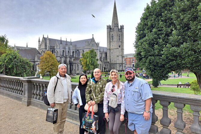 St Patrick's Cathedral, Book of Kells and Dublin Castle Tour - Pacing, group size, and guides: what you should expect in real life