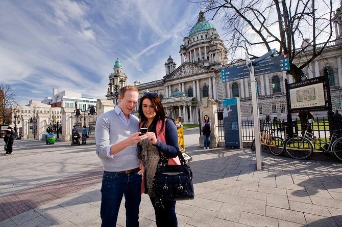 The Giant's Causeway, Dunluce Castel and Belfast - Spanish guide - Key things that make this tour worth your time