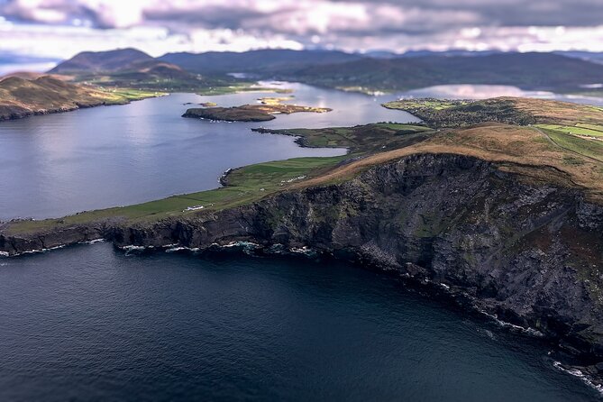 The Valentia Island Experience - Cahersiveen and a castle view that only works by sea