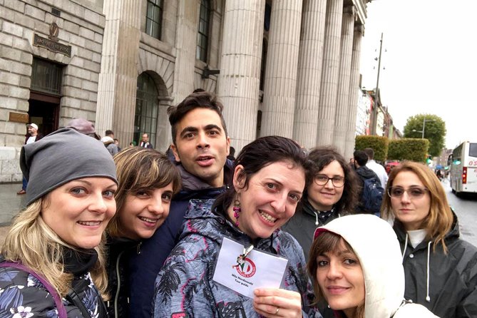 Tour a piedi di Dublino in Italiano - Molly Malone on Suffolk Street: a short stop with a big Dublin personality