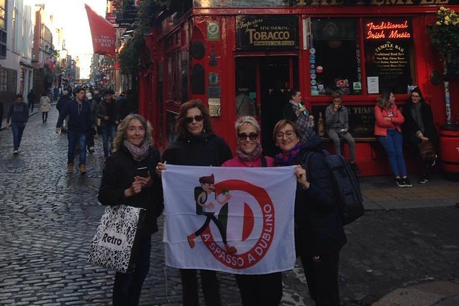 Tour a piedi di Dublino in Italiano - Temple Bar: fun, culture, and what to do with it