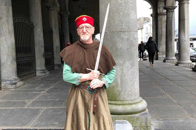 Walk the Medieval Mile with Pat - Where you meet and how the walk feels